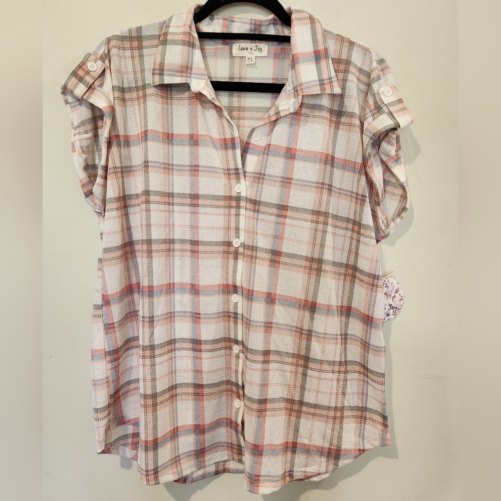 Love + Joy Women's Plaid Button-Down Shirt - Pink and Brown